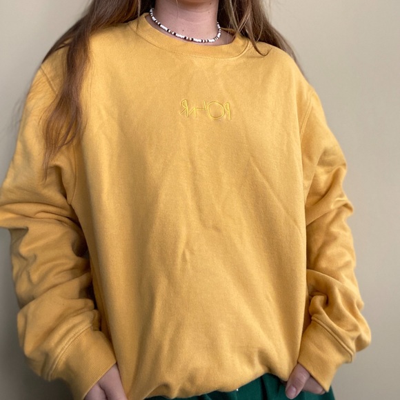 Polar Yellow Simple Crewneck - Picture 1 of 6
